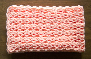 V-stitch and xlarge shells afghan